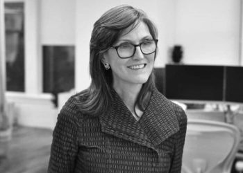 Bitcoin Could See a “Nice Slug” of Gold’s Trillion-Dollar Asset Value, Cathie Wood Says