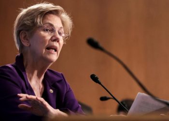 Sen. Elizabeth Warren Calls Republican Opponent John Deaton’s Campaign a “Threat,” Presses Donor Base for Funding