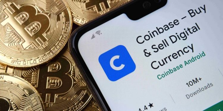 Breaking: Coinbase Crashes, Sparking Bitcoin Bull Run Hopes as Market Remembers Past Surges