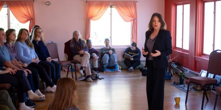 Marianne Williamson drops out of Democratic presidential race