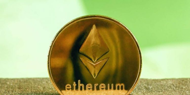Ethereum Breaches $3,320, Nears $3,500
