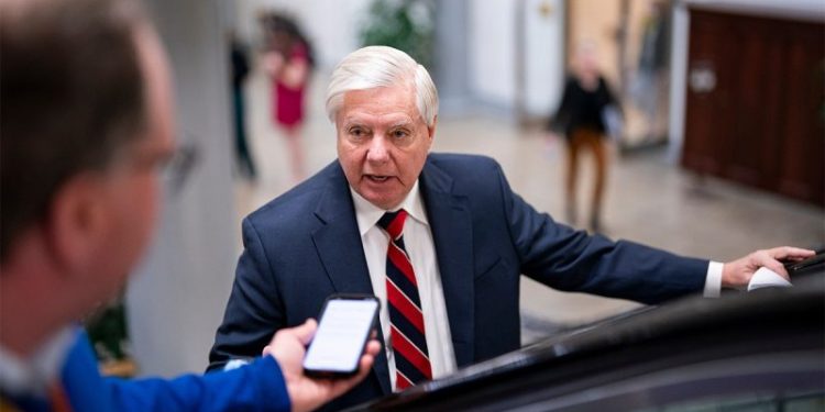WATCH: Top Republicans showered with boos from Trump victory crowd, prompting jokes from former president