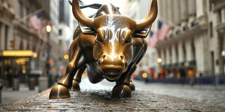 BlackRock’s IBIT Reports Another $320M in Inflows, Larry Fink Hails it as “Fastest-Growing ETF Ever”