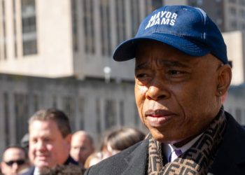 Lawsuit details 1993 sexual assault allegation against New York mayor