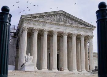 Supreme Court to hear arguments in Trump presidential immunity case on April 25