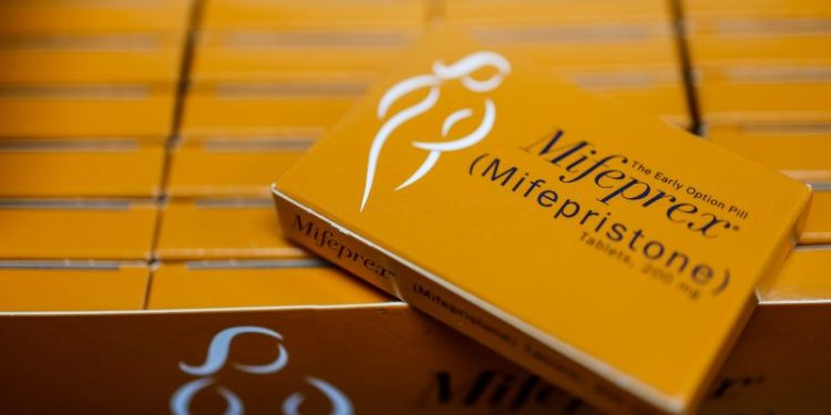 U.S. abortions reach recent high, with record number done via medication