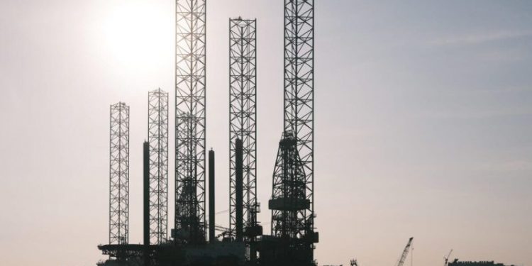 Higher Targets: Oil Price Aiming for $82.00 and $82.50