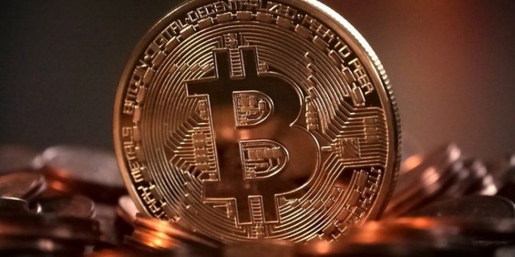 Bitcoin price is struggling with pressure at $67000 level