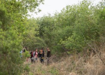 Supreme Court keeps Texas migrant law on hold until at least March 13