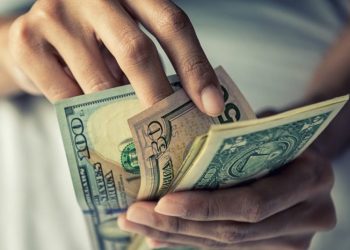 Dollar index under pressure at 103.80 at Monday’s open