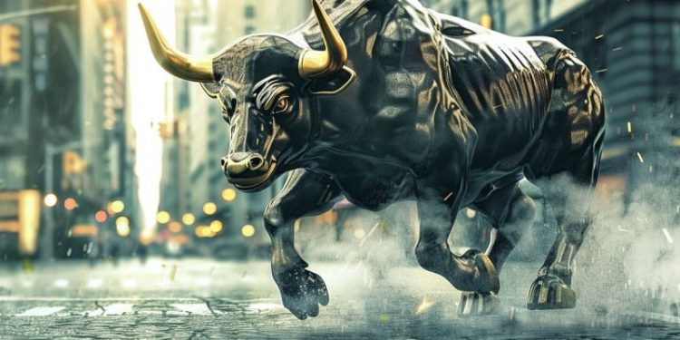 Bitcoin Long-Term Outlook Remains Bullish Despite Selling Pressure Ahead of Halving: Crypto.com CEO