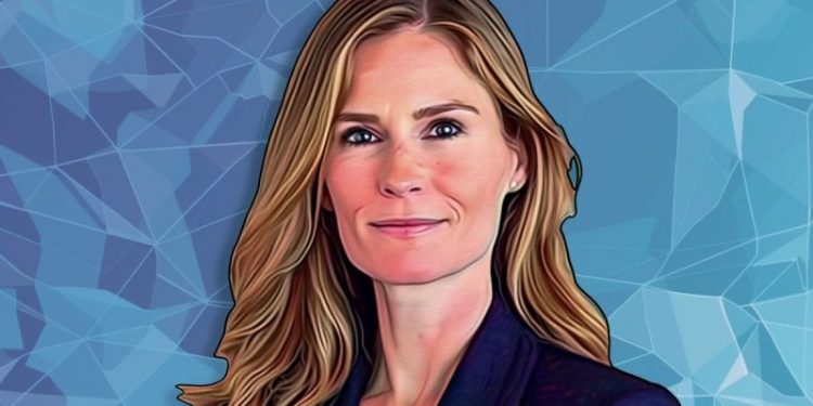 Coinbase Board Member Kathryn Haun to Step Down – What’s Going On?