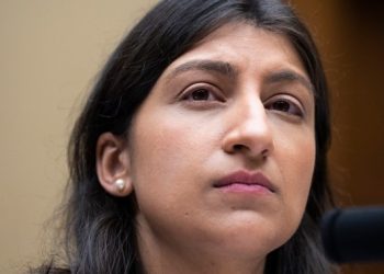 Biden administration bans noncompete agreements, setting up legal showdown with business groups