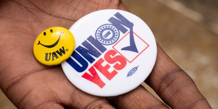 Volkswagen workers in Tennessee vote to join UAW in historic win for union