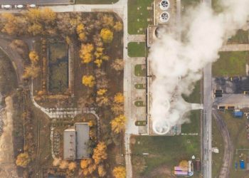 Oil and natural gas: Oil recovered this morning to $83.50