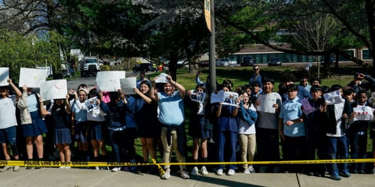 In Pa., Biden’s challenge is highlighted by protests from both sides