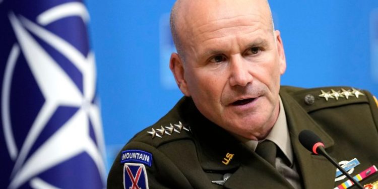 General warns House on Ukraine: ‘The side that can’t shoot back loses’