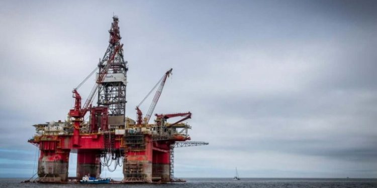 Natural Gas Prices Edge Up to $1.9550/MMBtu