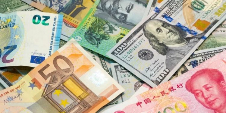 EURUSD and GBPUSD: EURUSD under pressure below 1.08400