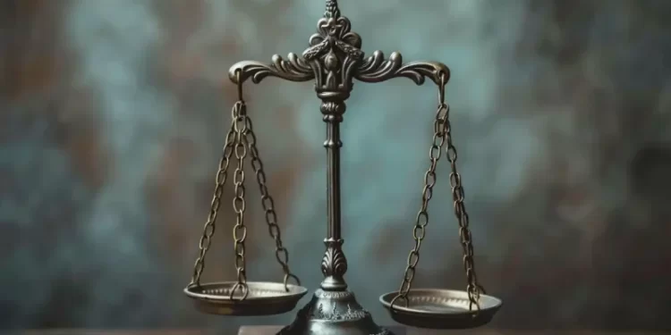 Coinbase’s Legal Officer Rallying Binance, Ripple, Uniswap Against SEC’s ‘Gaslighting’