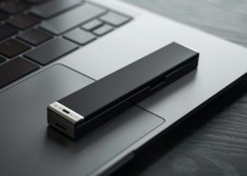 Ledger Starts Shipping its New Ledger Stax Hardware Wallet After 18 Months