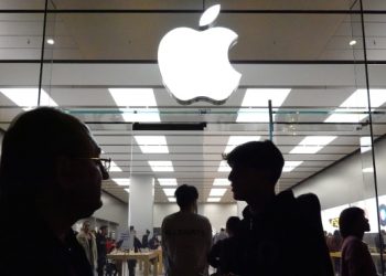 Apple’s Maryland store workers vote to authorize strike