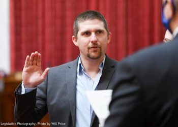 Incumbent tops primary candidate who filmed himself in the Capitol on Jan. 6