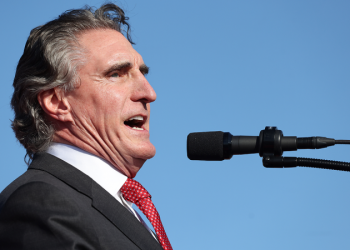 North Dakota gov, former presidential candidate Doug Burgum front and center at Trump New Jersey rally