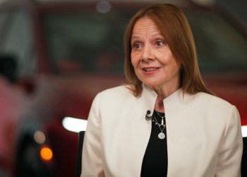 GM CEO says commitment to all-electric fleet remains firm despite industry-wide sales slowdown