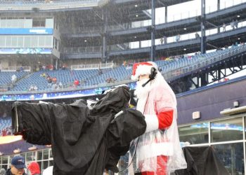 Netflix hunts for a production partner for its Christmas NFL games