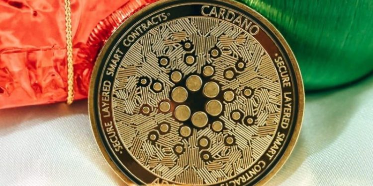 Solana and Cardano: Cardano rises to resistance at 0.445