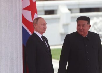 Kim Jong Un prompts health speculation as experts declare: ‘doesn’t look like a healthy man’