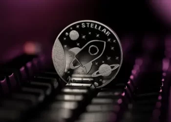 Stellar goes sideways; Bitcoin Cash drops back to $445.00