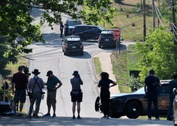 Trump rally shooter appears to have acted alone, FBI says