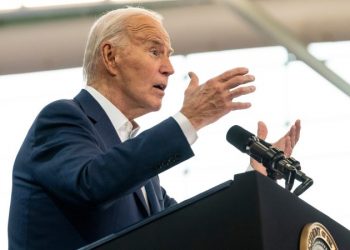 Some Democrats still uneasy as Biden tries to shore up support