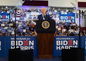 Biden tells Michigan crowd he’s ‘not going anywhere’ amid chants of ‘Don’t you quit’