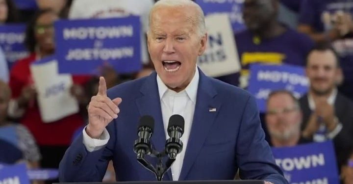 Tale of two conventions: GOP united behind Trump while Dems in disarray