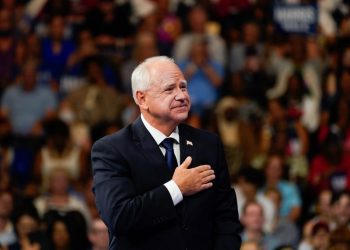 Tim Walz’s military record, National Guard departure get new scrutiny