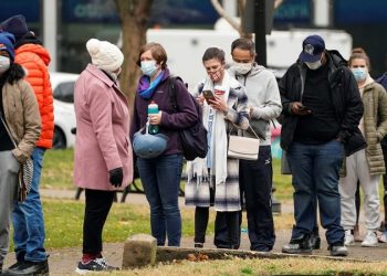 Experts warn AI could generate ‘major epidemics or even pandemics’ — but how soon?