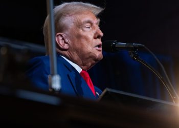 In speech, Trump repeatedly insults Jewish Americans who back Democrats