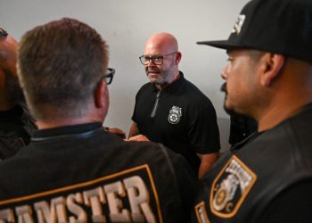 Local Teamsters unions in swing states rush to endorse Harris