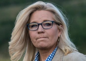 Republican Liz Cheney says she will vote for Kamala Harris this election