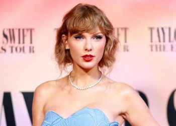 What the Taylor Swift endorsement of Kamala Harris means for the November election
