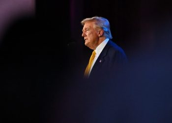 Foreign leaders seek meetings with Trump as knife-edge election nears