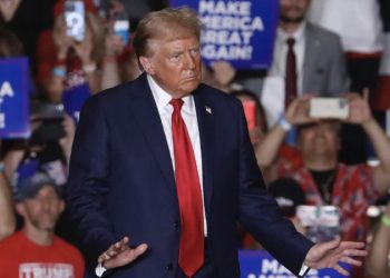 Trump ups his ante with September fundraising haul
