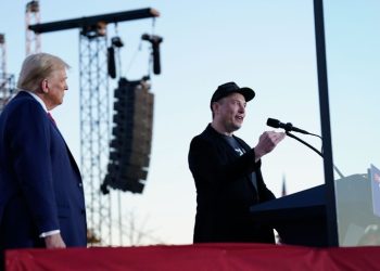 Former GOP lawmakers, officials urge Garland to investigate Musk