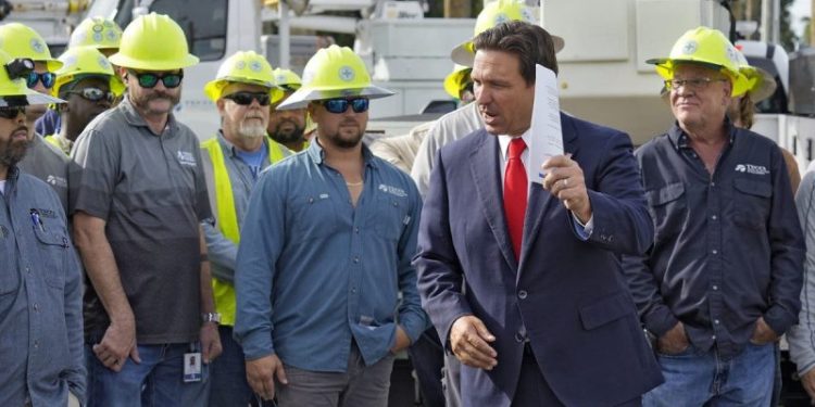 Biden undermines Harris claim that Ron DeSantis is politicizing hurricane response: ‘Doing a great job’