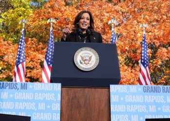 New report shows clear frontrunner in Harris, Trump campaign cash race