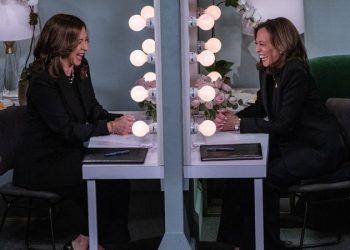 Harris’ cold open appears to copy Trump’s 2015 skit with Jimmy Fallon