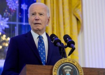 Biden sinks to all-time low, while Trump’s numbers rise, in new national poll